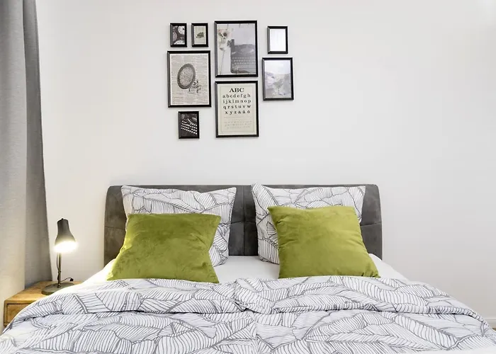 The Koburger Hh, Lovely 1 Bedroom With High Bed Up To 4 Ppl