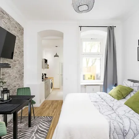 The Koburger Hh, Lovely 1 Bedroom With High Bed Up To 4 Ppl Berlijn Buitenkant foto